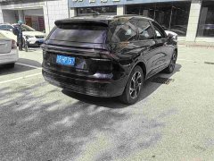 Lincoln Explorer 2023 2.0T AWD EcoBoost Hybrid Elite - ფოტო 4