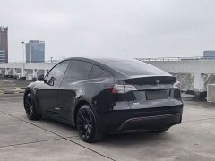 Tesla Model Y Standard Range RWD - ფოტო 4