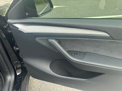Tesla Model Y Rear-Wheel Drive - ფოტო 16