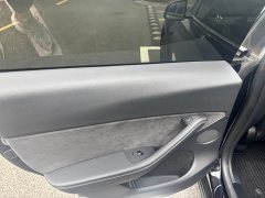 Tesla Model Y Rear-Wheel Drive - ფოტო 7