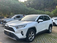 Toyota RAV4 2022 2.0L CVT FWD Fashion Plus - ფოტო 1