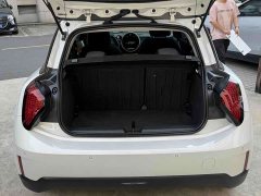 BMW 2024 Electric MINI Cooper 452km COOPER SE Artist Edition - ფოტო 12