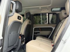 Land Rover Defender 110 P400 Dark Edition - ფოტო 13