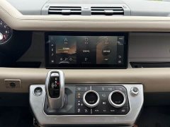 Land Rover Defender 110 P400 Dark Edition - ფოტო 15