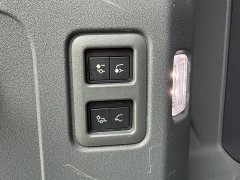 Land Rover Defender 110 P400 Dark Edition - ფოტო 18