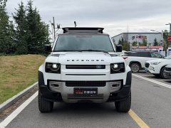 Land Rover Defender 110 P400 Dark Edition - ფოტო 2