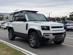 Land Rover Defender 110 P400 Dark Edition - ფოტო 3