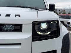 Land Rover Defender 110 P400 Dark Edition - ფოტო 7