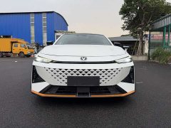Changan UNI-V 1.5T Premium Sport - ფოტო 2