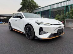 Changan UNI-V 1.5T Premium Sport - ფოტო 3