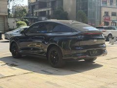 IM Motors Zhiji LS6 Pure Electric Max - ფოტო 7