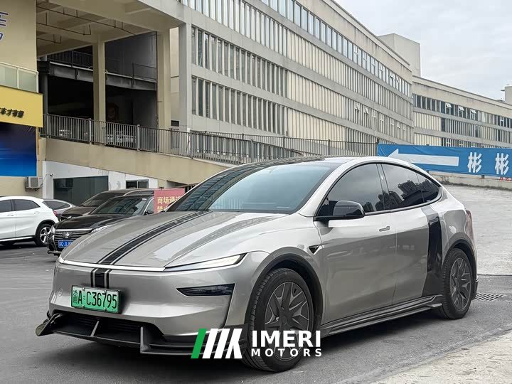 Tesla Model Y L 2025 Long Range All-Wheel Drive - ავტომობილი ჩინეთიდან