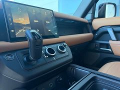 Land Rover Defender 2024 110 5.0T V8 - ფოტო 9
