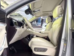 Denza BYD Denza N9 Flagship - ფოტო 4