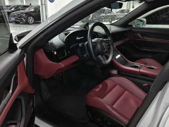 Porsche Taycan - ფოტო 4