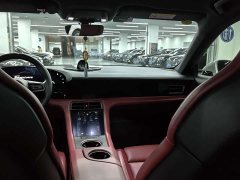 Porsche Taycan - ფოტო 9