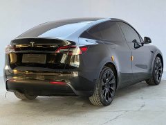 Tesla Model Y Standard Range RWD - ფოტო 16