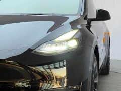 Tesla Model Y Standard Range RWD - ფოტო 4