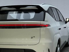 Heyue Hicreate Z03 510km Trendy Edition 135kW 63.98kWh - ფოტო 17