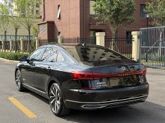Volkswagen Passat 330TSI Elite - ფოტო 7