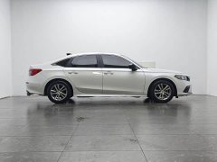 Honda Civic 240TURBO CVT Dynamic Edition - ფოტო 11