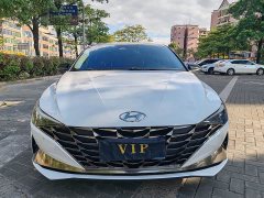 Hyundai Elantra 1.5L CVT Luxury - ფოტო 1