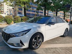 Hyundai Elantra 1.5L CVT Luxury - ფოტო 3