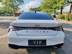 Hyundai Elantra 1.5L CVT Luxury - ფოტო 5