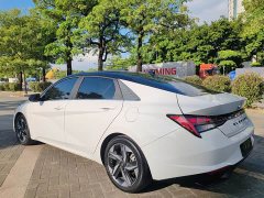 Hyundai Elantra 1.5L CVT Luxury - ფოტო 6
