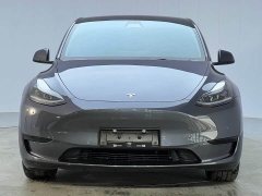 Tesla Model Y Rear-Wheel Drive - ფოტო 2