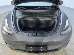 Tesla Model Y Rear-Wheel Drive - ფოტო 20