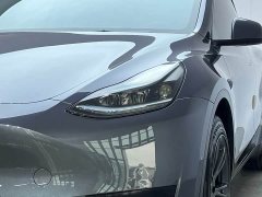 Tesla Model Y Rear-Wheel Drive - ფოტო 4