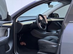 Tesla Model Y Rear-Wheel Drive - ფოტო 9