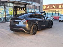 Tesla Model Y Rear-Wheel Drive - ფოტო 5