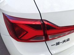 Volkswagen Jetta VS7 280TSI Automatic Entry-Level - ფოტო 12
