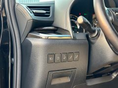 Toyota Alphard 2020 Twin-Engine 2.5L Premium Edition - ფოტო 12