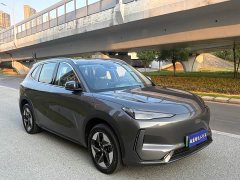 Geely Galaxy E5 610km Explorer Edition - ფოტო 3