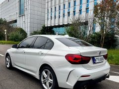BMW 1 Series 120i M Sport Night Edition - ფოტო 7
