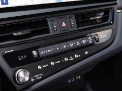 Lexus ES 2022 300h Premium Edition - ფოტო 16