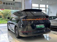 XPeng X9 Extended Range 1602 Ultra - ფოტო 8