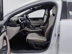 BYD Qin PLUS Glory Edition DM-i 55KM Leading - ფოტო 10