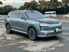 AITO M9 Pure Electric Ultra 6-Seater - ფოტო 3
