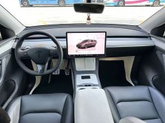 Tesla Model Y Rear-Wheel Drive - ფოტო 10