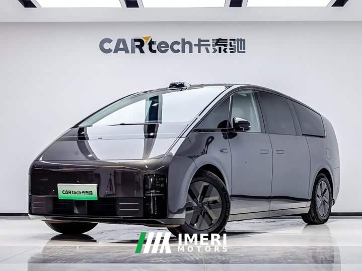 Li Auto Li Xiang MEGA Ultra