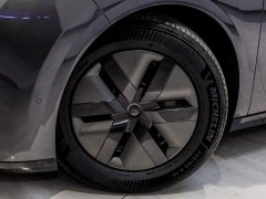 Li Auto Li Xiang MEGA Ultra - ფოტო 7