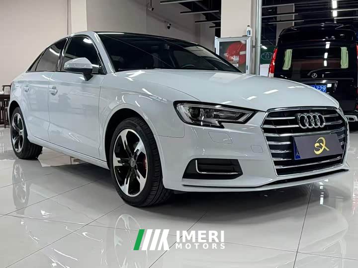 Audi A3 Sportback 35 TFSI Fashion Edition National VI