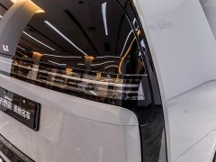 Li Auto Li Xiang MEGA Ultra - ფოტო 11