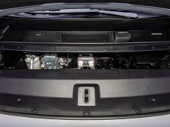 Li Auto Li Xiang MEGA Ultra - ფოტო 13