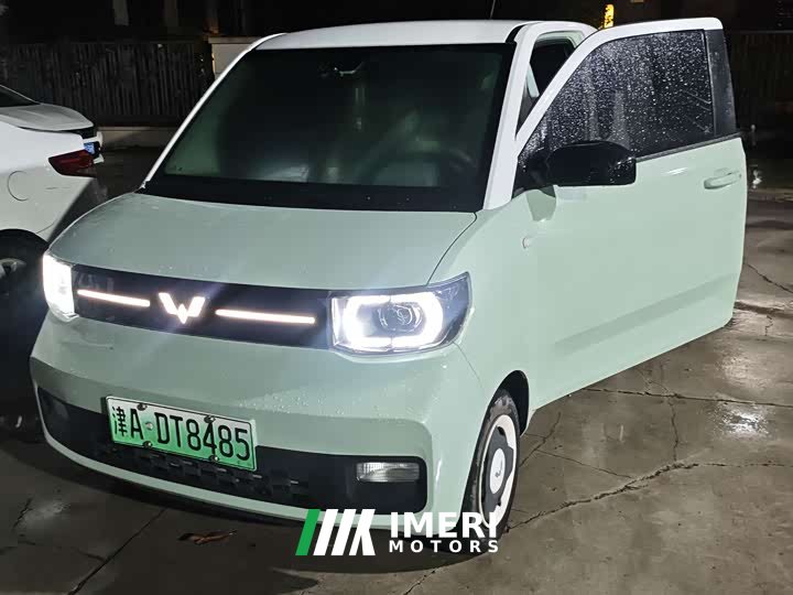 Wuling Hongguang MINIEV Macaron Premium Edition LFP