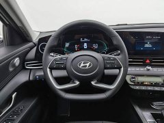 Hyundai Elantra 2023 1.5L CVT Luxury - ფოტო 11